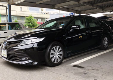 ★目指すは満足度No.1★シニアや女性等、幅広い方々が活躍中!異業種からの転職率9割以上!男女タクシードライバー大募集【本社営業所】イメージ03