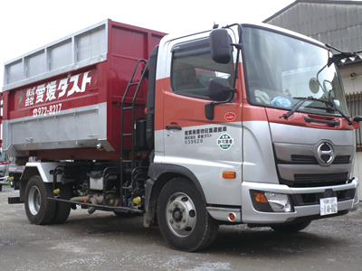 【キレイな町をあなたの手で】★未経験歓迎！職務経験不問！充実待遇！★業務好調につき追加増員！正社員募集[廃棄物収集･運搬]イメージ02