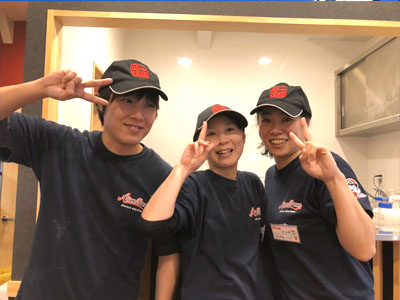 WE LOVE 麺！バイトも学校も遊びもパートも子育ても家庭も両立するならココ!!増員決定につきスタッフ大募集[ホール＆キッチン補助]イメージ03