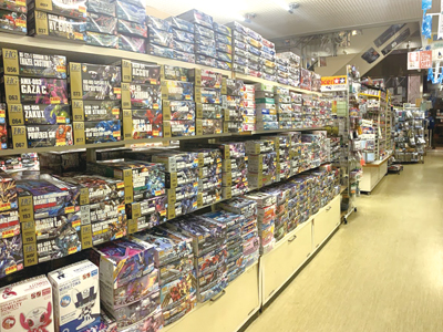 「趣味(すき)をしごとにしてみませんか?」商品知識は働きながら覚えていけるので、未経験でも大丈夫!! 男女アルバイト募集イメージ02